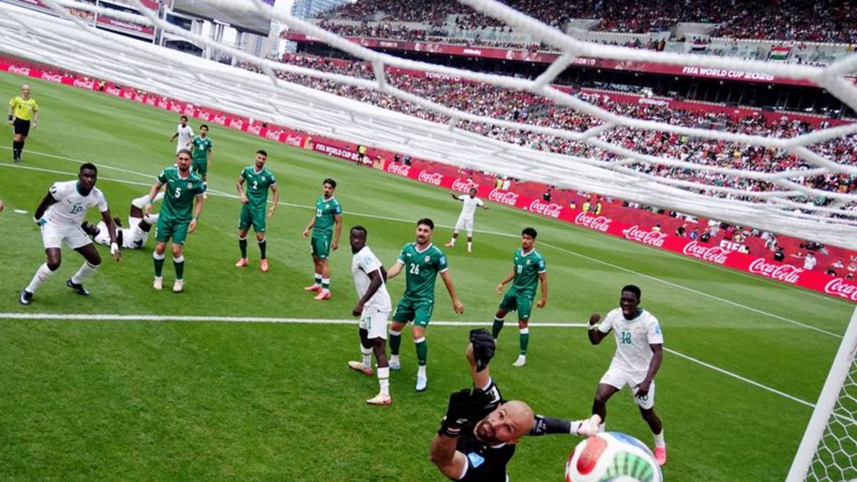 Senegal golea 5-0 A Irak y mantiene vivas sus esperanzas de avanzar en el Mundial