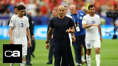 Cannavaro protege a Uzbekistán de la presión antes del decisivo partido contra el Congo Cannavaro protege a Uzbekistán de la presión antes del decisivo partido contra el Congo