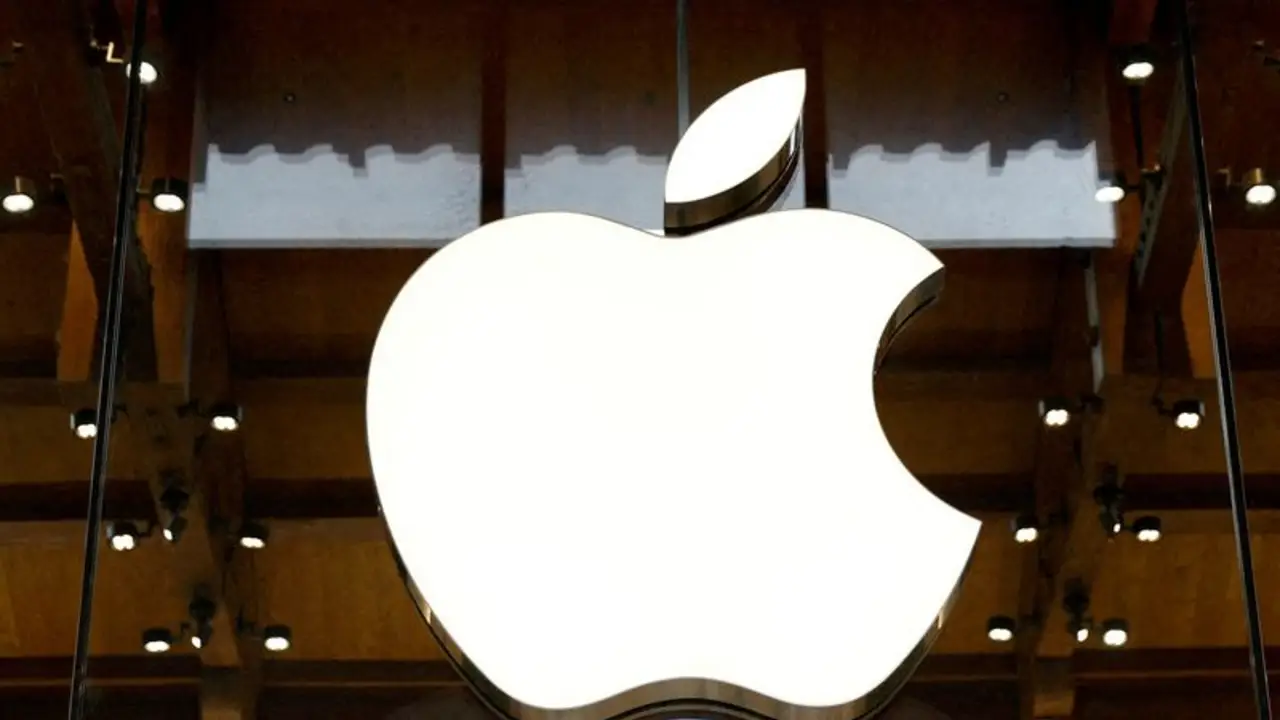Apple pide permiso para comprar chips a una empresa china incluida en la lista negra, según el FT