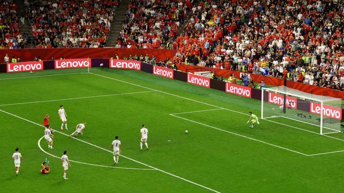 Bélgica despierta en el Mundial con una actuación  magistral de De Bruyne ante Nueva Zelanda