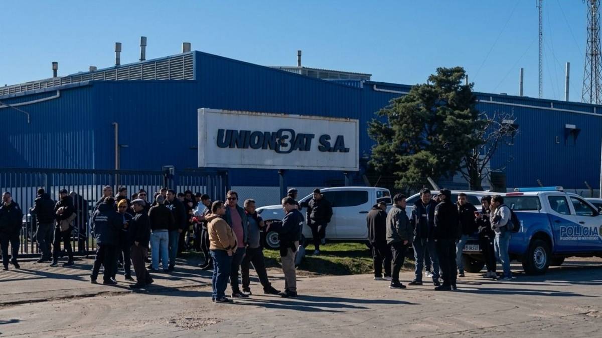 Los despidieron por WhatsApp: cerró una histórica fábrica de baterías en Gualeguaychú
