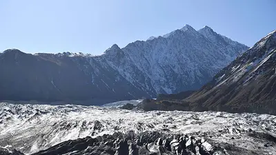 Un fuerte terremoto sacude la región del Hindu Kush, en Afganistán Un fuerte terremoto sacude la región del Hindu Kush, en Afganistán