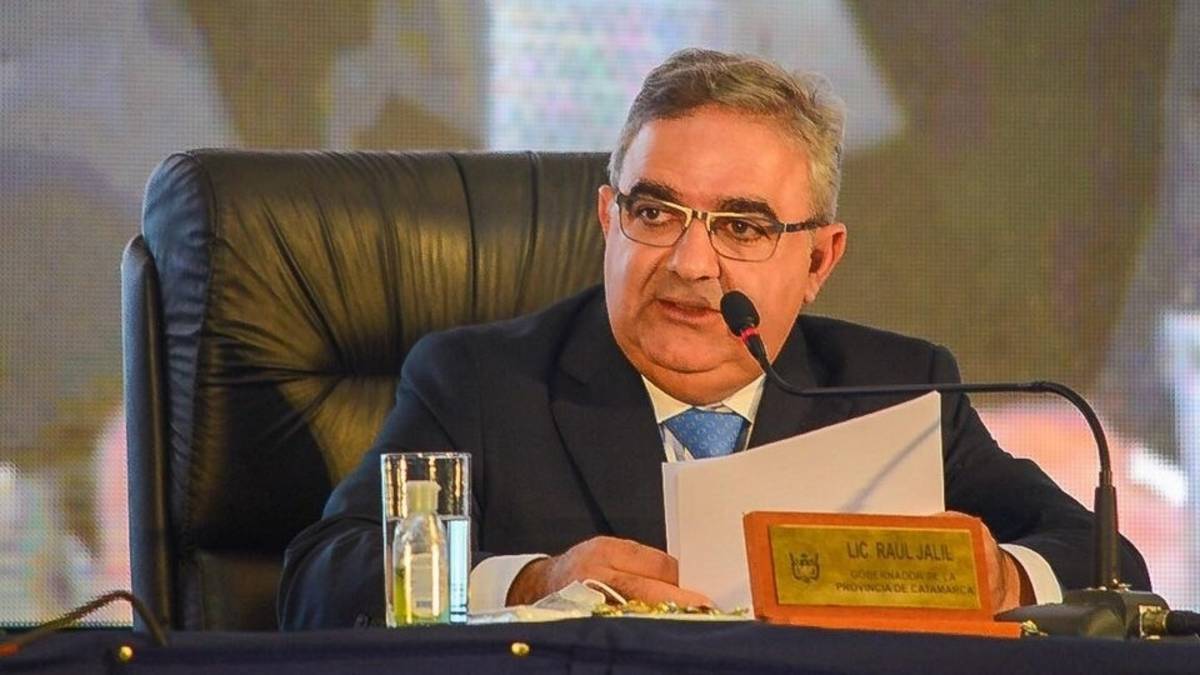 "HUYEN COMO RATAS": cargan contra JALIL por la FALTA de DEBATE sobre la CRISIS EDUCATIVA