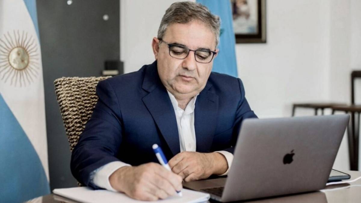 Mientras JALIL celebra "UNA PROVINCIA ORDENADA", un TERCIO de los CATAMARQUEÑOS no puede PAGAR sus DEUDAS