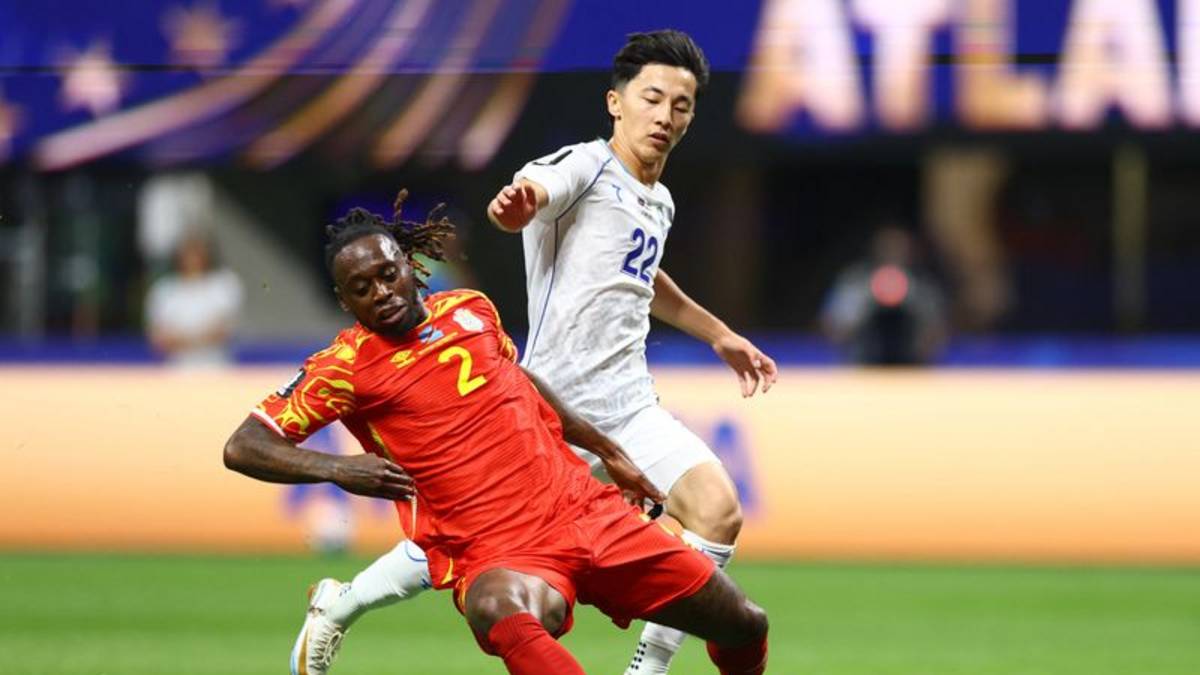 Lateral de RD Congo nacido en Londres busca dar la sorpresa ante Inglaterra en el Mundial