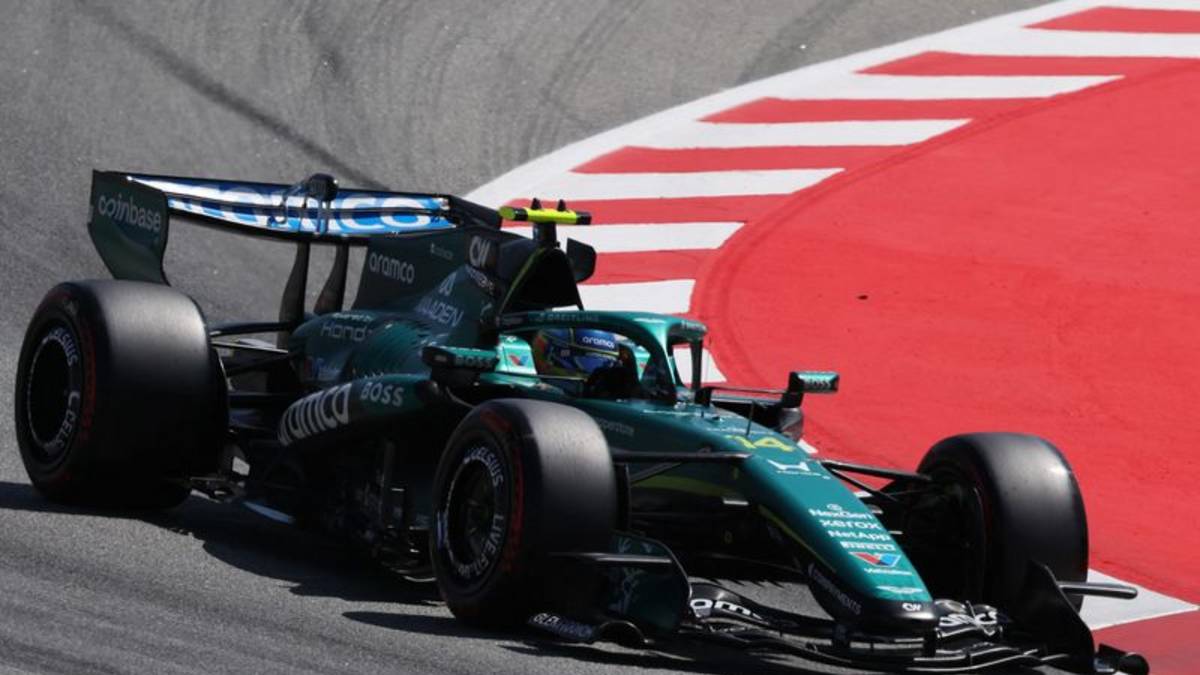 Jefe de Aston Martin espera que una importante mejora logre que Alonso siga en el equipo en 2027