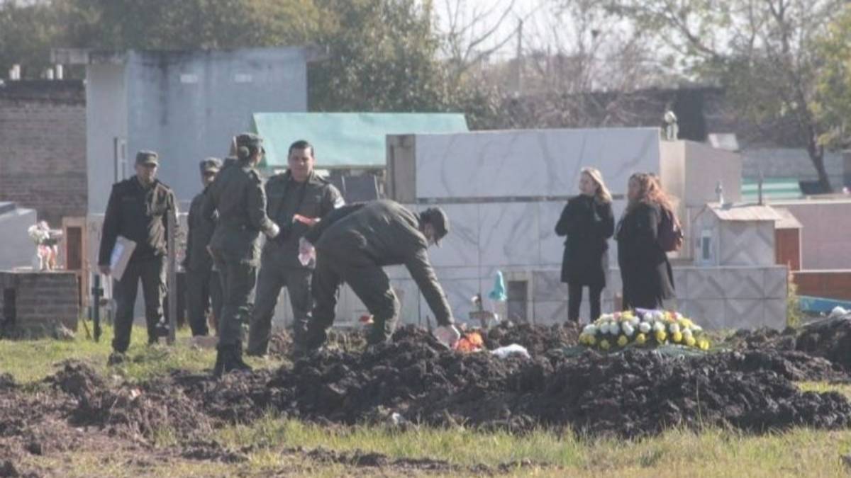 Caso Axel González: la defensa de dos imputados cuestionó el operativo en un cementerio y denunció irregularidades