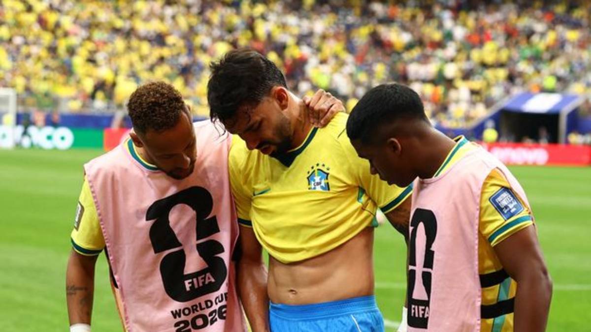 Brasileño Paquetá es duda para los octavos de final del Mundial por lesión muscular