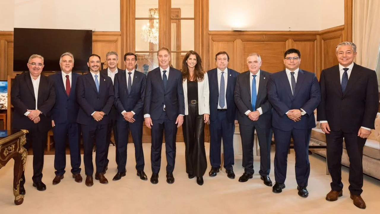 Santilli mantuvo encuentros con gobernadores antes de jurar como jefe de Gabinete