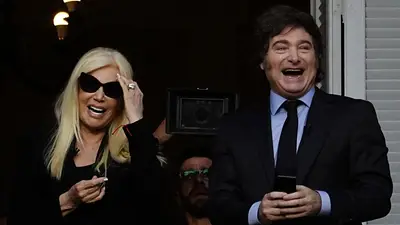 Susana Giménez le suelta la mano al gobierno y golpea a Milei. Susana Giménez le suelta la mano al gobierno y golpea a Milei.