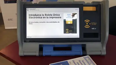 Un video denuncia fallas en el sistema de voto electrónico Un video denuncia fallas en el sistema de voto electrónico