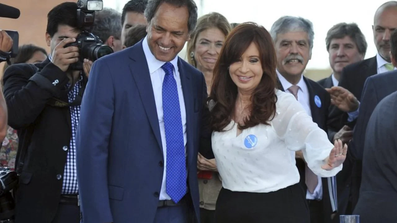 Encuestas: la imagen de Cristina se mantiene en el  50 % en Capital