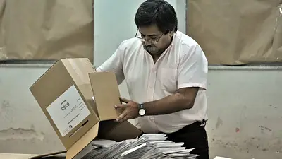 Elecciones La Rioja: opositores denuncian irregularidades Elecciones La Rioja: opositores denuncian irregularidades