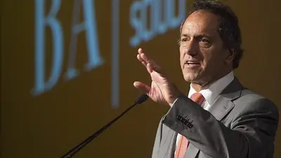Scioli promete transferir la Policía Federal a la Ciudad Scioli promete transferir la Policía Federal a la Ciudad