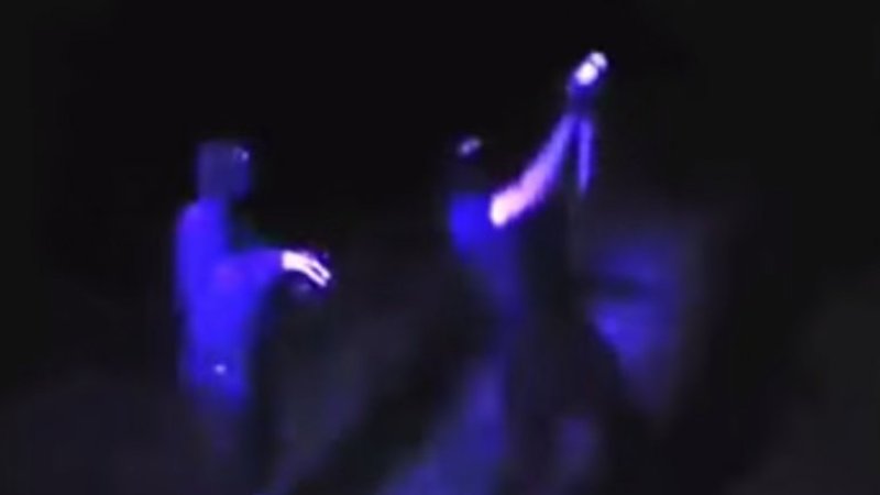 Insólito video: policías bailan "Nene Malo" a los tiros
