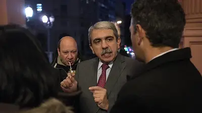Aníbal Fernández le respondió a Solá y abrió el debate por la despenalización de las drogas Aníbal Fernández le respondió a Solá y abrió el debate por la despenalización de las drogas