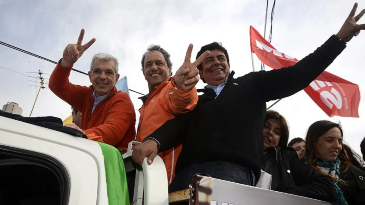Scioli, de campaña junto a la fórmula Domínguez-Espinoza