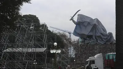 Evo Morales visita a Cristina Kirchner e inauguran el monumento a Juana Azurduy Evo Morales visita a Cristina Kirchner e inauguran el monumento a Juana Azurduy