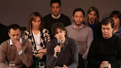 Elecciones en la Ciudad: a Lousteau le gusta más "la agenda del kirchnerismo" Elecciones en la Ciudad: a Lousteau le gusta más "la agenda del kirchnerismo"