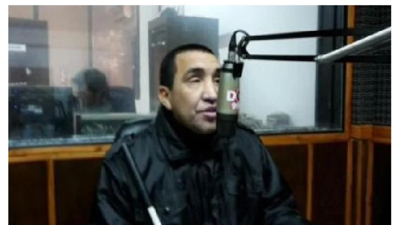 Un ciego fue a denunciar un robo, pero le dijeron que no podían hacer nada porque "no vio a los ladrones"