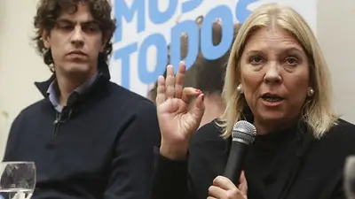 Carrió no votó a Lousteau pero fustigó a los encuestadores Carrió no votó a Lousteau pero fustigó a los encuestadores