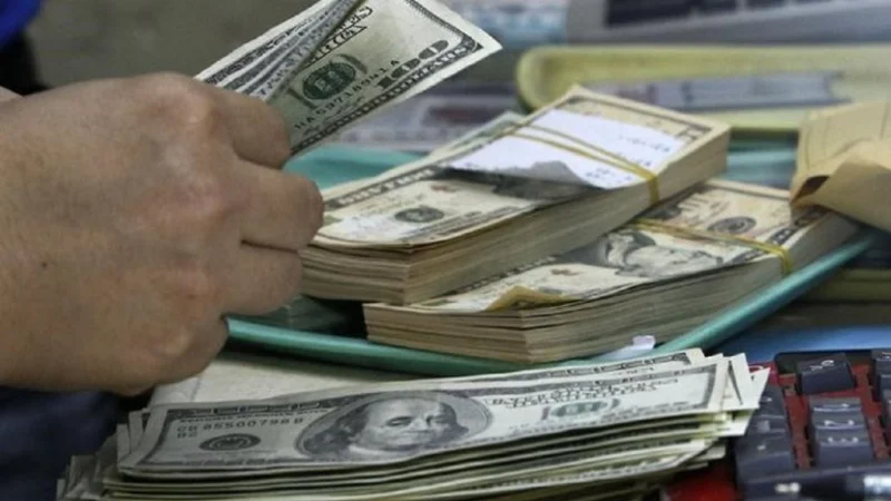 Se deberá ganar más de $11.000 para poder comprar dólar ahorro