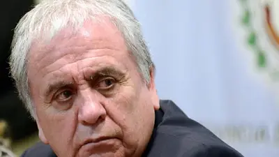 Renunció el intendente de Río Gallegos tras 124 días de paro de los municipales Renunció el intendente de Río Gallegos tras 124 días de paro de los municipales
