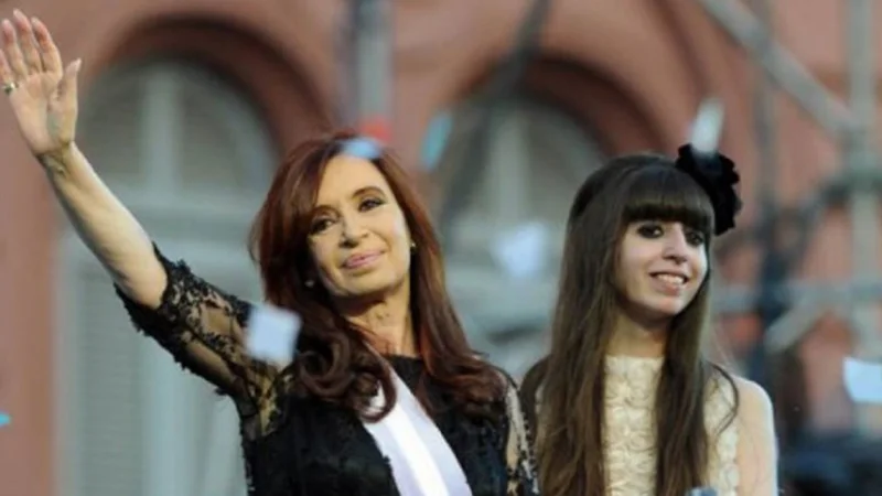Cristina Kirchner: "Me desespera la sola idea de no estar junto a Florencia cuando llegue la be