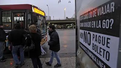 El conflicto de la línea 60 pasó a un cuarto intermedio El conflicto de la línea 60 pasó a un cuarto intermedio