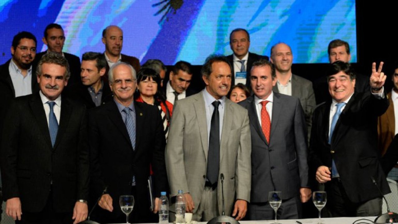 Elecciones 2015: Scioli dijo que Macri hizo "retroceder" a la Ciudad de Buenos Aires