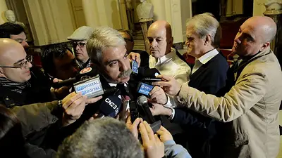 Aníbal Fernández se pregunta si los fiscales argentinos denunciarán a Barack Obama por el pacto con Irán Aníbal Fernández se pregunta si los fiscales argentinos denunciarán a Barack Obama por el pacto con Irán