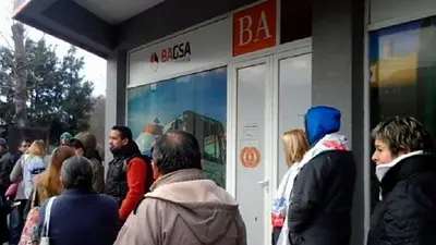 Por el tarifazo, vecinos de Villa Gesell tomaron la sede de la empresa de gas Por el tarifazo, vecinos de Villa Gesell tomaron la sede de la empresa de gas