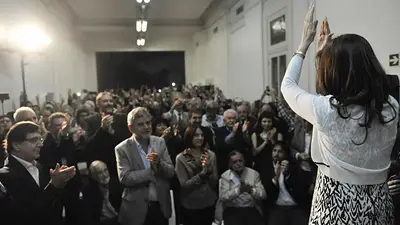 Cristina con Navarro: la entrevista que calentó la discusión en las redes sociales Cristina con Navarro: la entrevista que calentó la discusión en las redes sociales