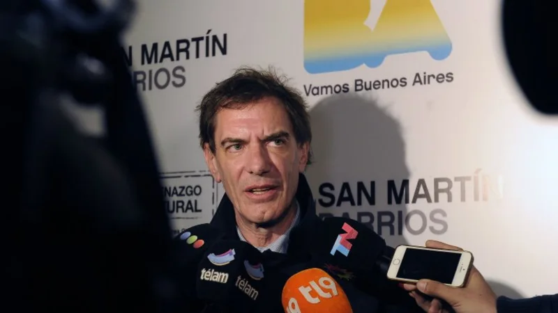 Renunció Lopérfido y denunció una operación de Clarín