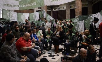 El Gobierno aceptó analizar los despidos de 11 mil estatales | Andrés ibarra 