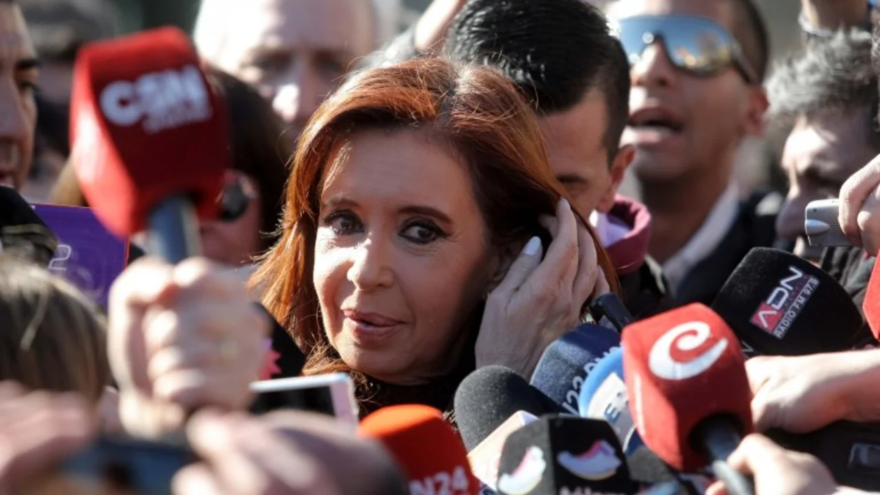 Bonadio ordenó congelar todas las cuentas bancarias de Cristina Kirchner
