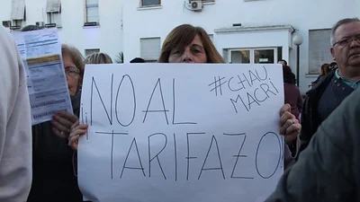 Vecinos de Morón se manifestaron en contra del tarifazo Vecinos de Morón se manifestaron en contra del tarifazo