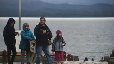 El fin de semana largo del Bicentenario tuvo buen turismo pero pocas ventas El fin de semana largo del Bicentenario tuvo buen turismo pero pocas ventas
