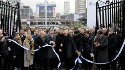El guiño de la Sociedad Rural a Macri: "Estamos contentos con el cambio" El guiño de la Sociedad Rural a Macri: "Estamos contentos con el cambio"
