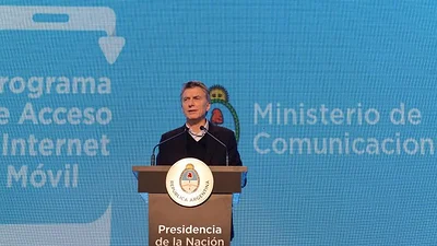 Increíble: pese al frío, Macri insiste con su pedido de bajar la calefacción Increíble: pese al frío, Macri insiste con su pedido de bajar la calefacción