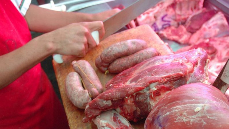 Etchevehere: "Pasando la General Paz, no se come lomo"