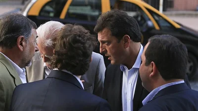Massa viaja a Estados Unidos y estará en la nominación de Hillary Clinton Massa viaja a Estados Unidos y estará en la nominación de Hillary Clinton