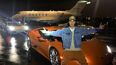 Macri quiere el avión de Justin Bieber para reemplazar al Tango 01 Macri quiere el avión de Justin Bieber para reemplazar al Tango 01