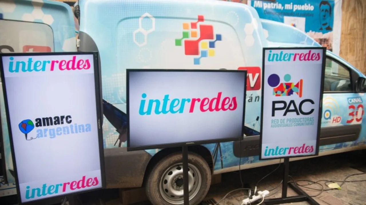 Los medios populares se movilizan contra el Gobierno: "Hay radios que piensan cerrar"