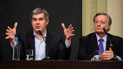Marcos Peña: "Tarde o temprano se van a tener que pagar las facturas de gas" Marcos Peña: "Tarde o temprano se van a tener que pagar las facturas de gas"