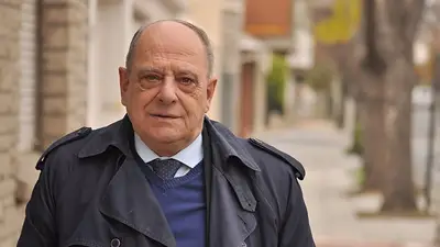 Un intendente del PRO quiere a la gente "feliz" como en la dictadura Un intendente del PRO quiere a la gente "feliz" como en la dictadura