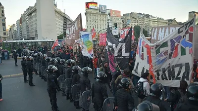 Trabajadores de Pepsico ahora se manifiestan frente al Ministerio de Trabajo Trabajadores de Pepsico ahora se manifiestan frente al Ministerio de Trabajo