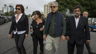 De Vido desafió a Macri: "Que diga a qué funcionario mío coimeó" De Vido desafió a Macri: "Que diga a qué funcionario mío coimeó"
