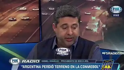 Robo en medio de una entrevista con Daniel Angelici Robo en medio de una entrevista con Daniel Angelici