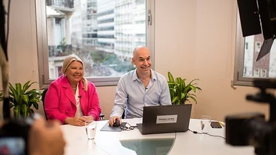 Carrió: "Hay que discutir el costo laboral, un empleado cuesta como si tuvieras dos" Carrió: "Hay que discutir el costo laboral, un empleado cuesta como si tuvieras dos"